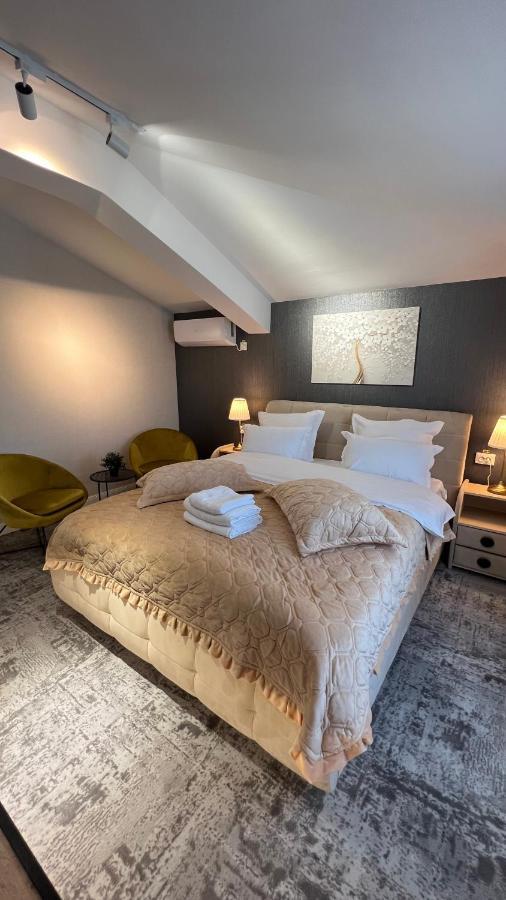 Complex Rediu 54 Luxury Apartaments Iasi Buitenkant foto