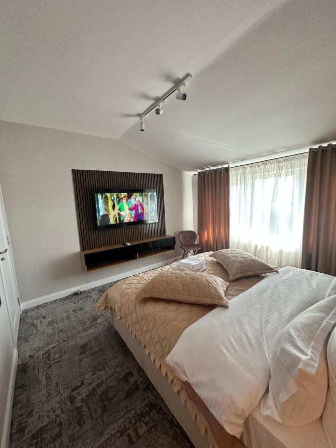 Complex Rediu 54 Luxury Apartaments Iasi Buitenkant foto