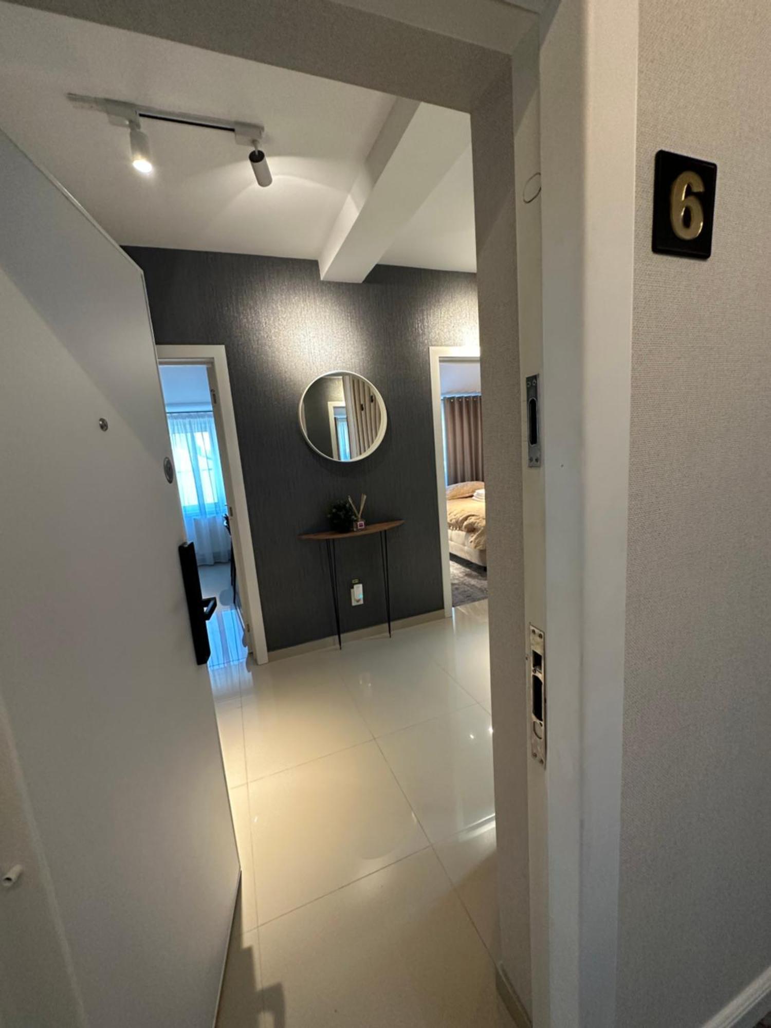 Complex Rediu 54 Luxury Apartaments Iasi Buitenkant foto
