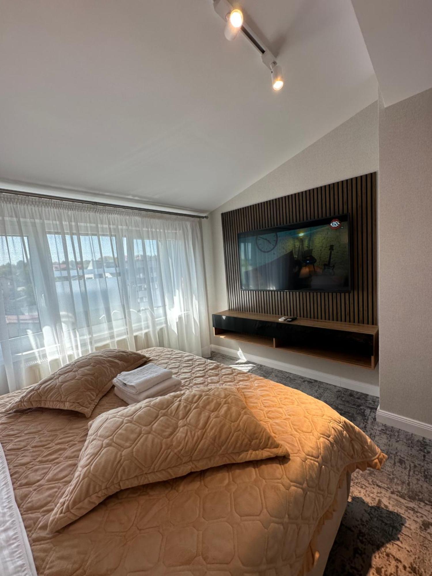 Complex Rediu 54 Luxury Apartaments Iasi Buitenkant foto