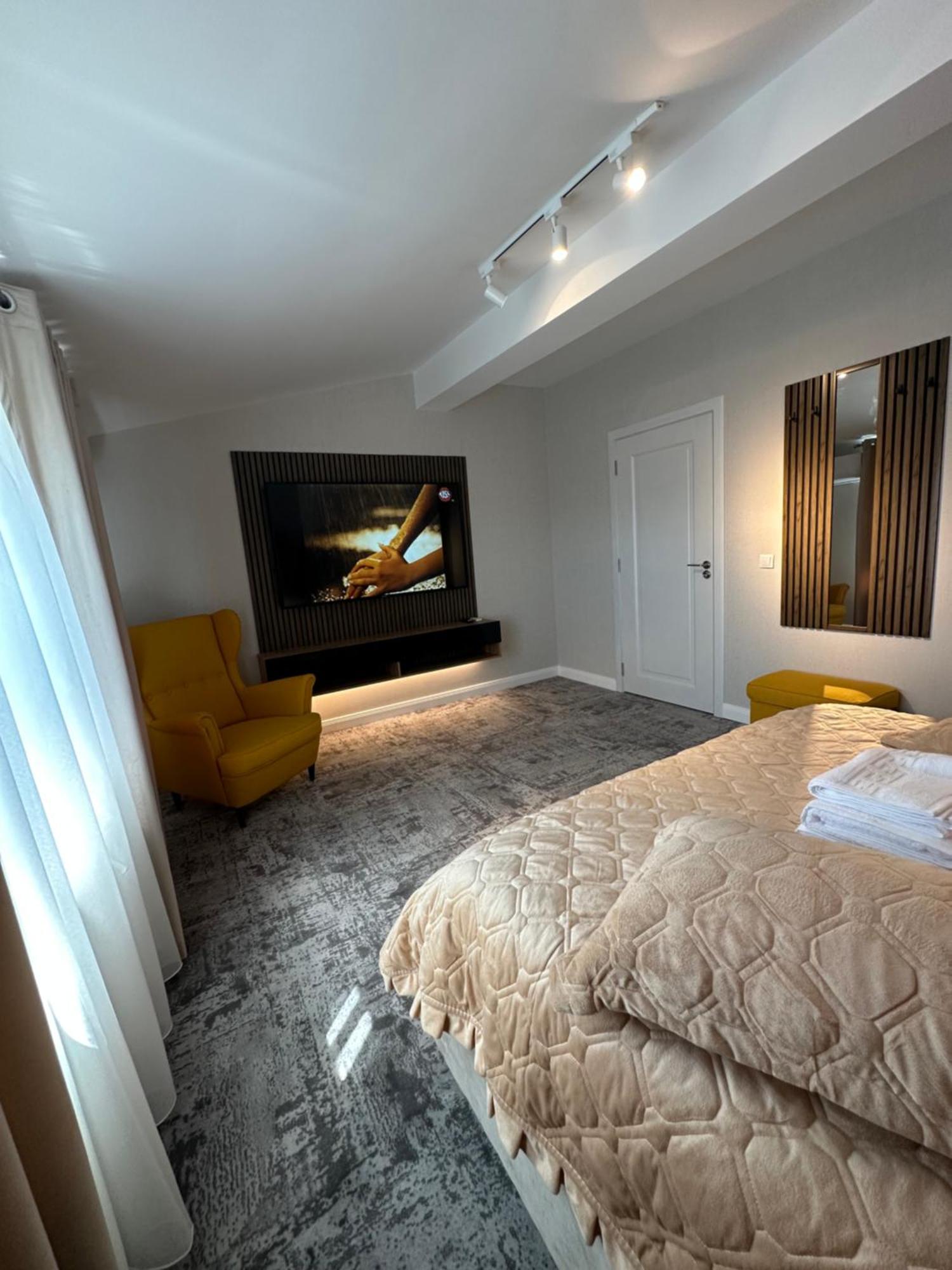 Complex Rediu 54 Luxury Apartaments Iasi Buitenkant foto