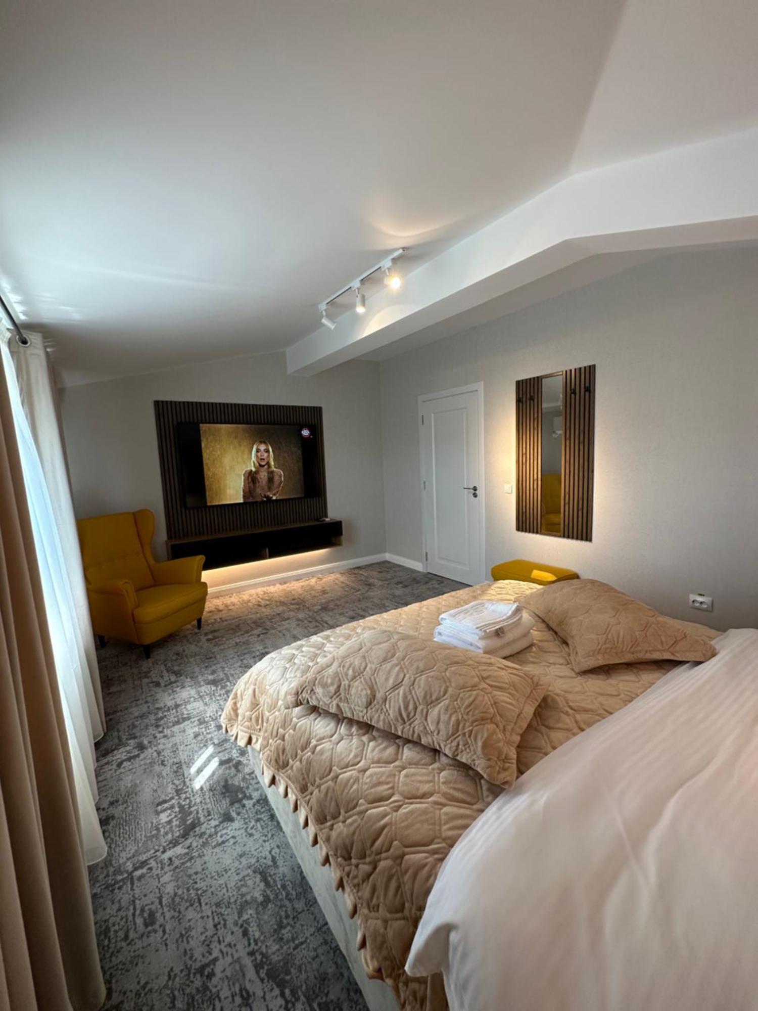 Complex Rediu 54 Luxury Apartaments Iasi Buitenkant foto